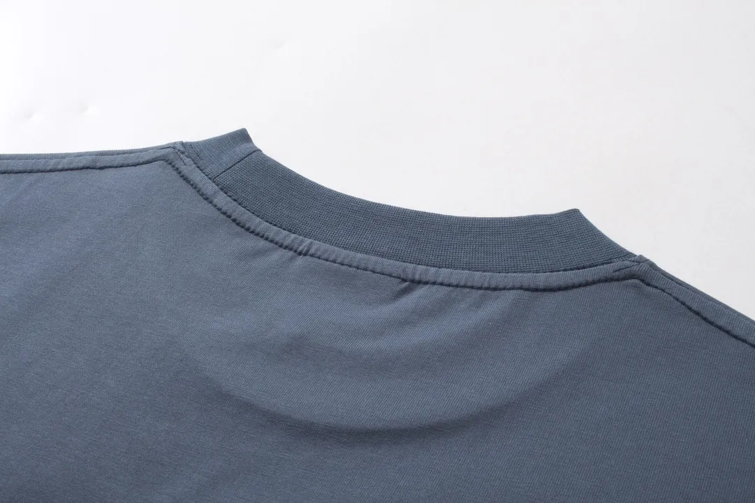 【 . Quality】BALENCI*GA/ .SS 24 New Arrival， enjoy Paris T . . Authentic ， ！ ZP 。 260 ， . ， ，。 。 . ， 。 OS . Same Style ：BL 233370 ： ，Red Size：XS S M L